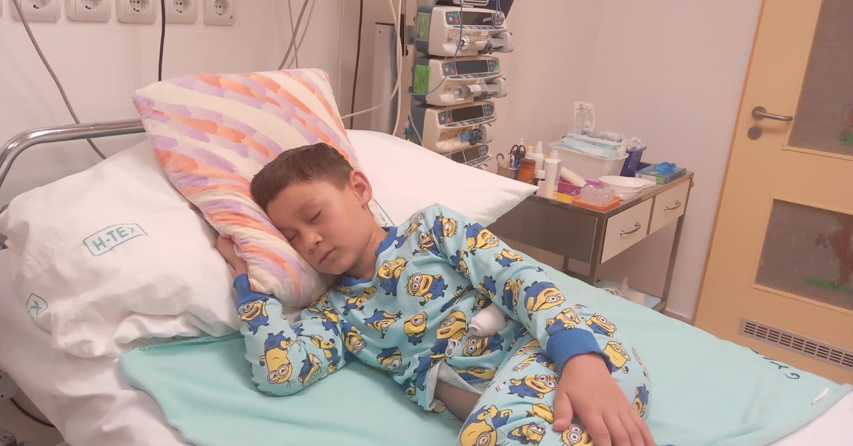 Márkó daganattal küzd, a család nehéz helyzetben van!