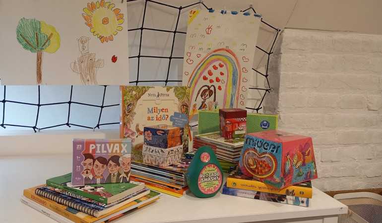 A Debrecenben, Pécsen és Miskolcon dolgozó kórházpedagógusokhoz is eljutott támogatásunk!