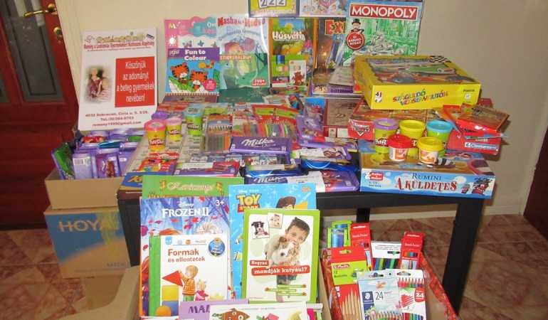 Szegeden kezelt gyermekekhez jutottak el az ajándékok