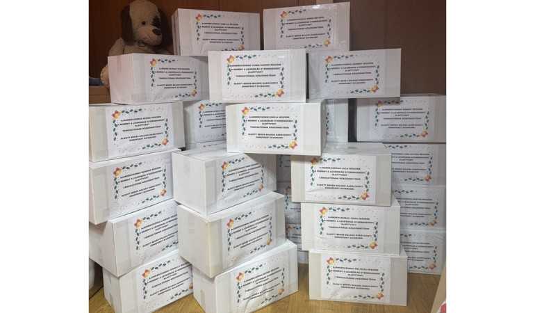 Több tucat ajándékcsomag indul útnak az ünnepekre!