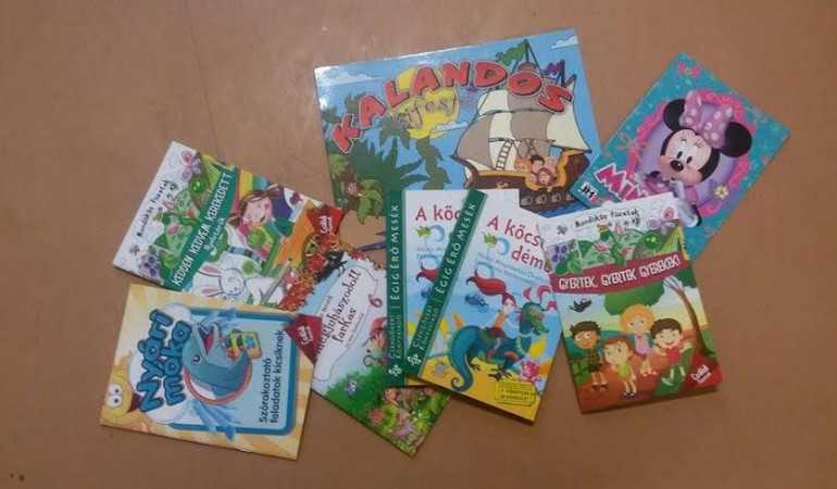 Gyűlik a könyv adomány