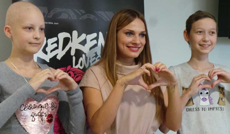 Jótékony maratoni hajvágás!