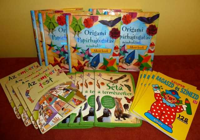 Napraforgó Könyvkiadó adománya a beteg gyermekeknek