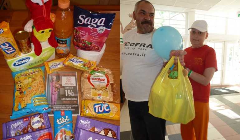 Segítő élelmiszer csomagok