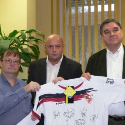 11 év képekben - adó, 1%, alapítvány, támogatás