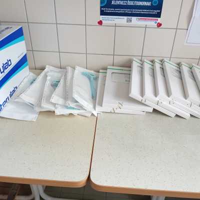 Támogatás a Pécsi Gyermekgyógyászati Klinikán gyógyuló gyermekek ellátásáért! - alapítvány, adó 1%, támogatás