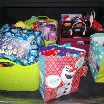 Eljutottak a beteg gyermekekhez a szeretet ajándékai - alapítvány, adó 1%, támogatás