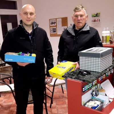 Érkeznek a „cipősdoboznyi szeretet” ajándékai és a csokoládék - alapítvány, adó 1%, támogatás