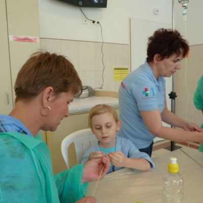 A Creatoys Kft. csodálatos játékait is átadtuk az anyáknapjára készülõdve! - adó, 1%, alapítvány, támogatás