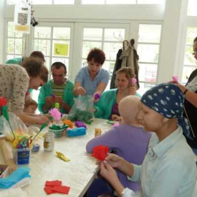 A Creatoys Kft. csodálatos játékait is átadtuk az anyáknapjára készülõdve! - adó, 1%, alapítvány, támogatás