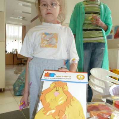 A Creatoys Kft. csodálatos játékait is átadtuk az anyáknapjára készülõdve! - adó, 1%, alapítvány, támogatás