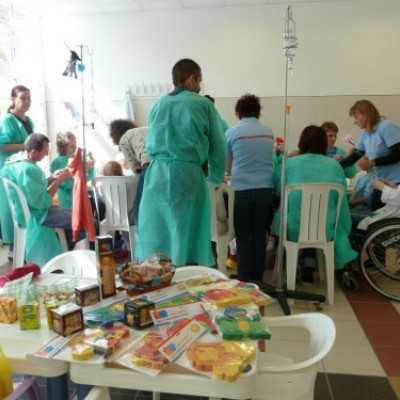 A Creatoys Kft. csodálatos játékait is átadtuk az anyáknapjára készülõdve! - adó, 1%, alapítvány, támogatás