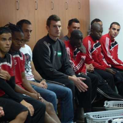 A DVSC focistáival közösen adományoztunk a Gyermekgyógyászati Intézet részére! - adó, 1%, alapítvány, támogatás