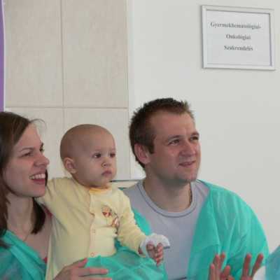 A hódmezõvásárhelyi Cibere Meseszínház vendégjátékával kedveskedtünk a gyerekeknek. - adó, 1%, alapítvány, támogatás