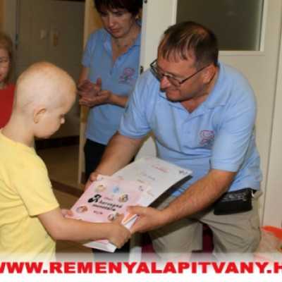 A kórházban kezelt kicsiknek is ünnep a gyereknap! - adó, 1%, alapítvány, támogatás