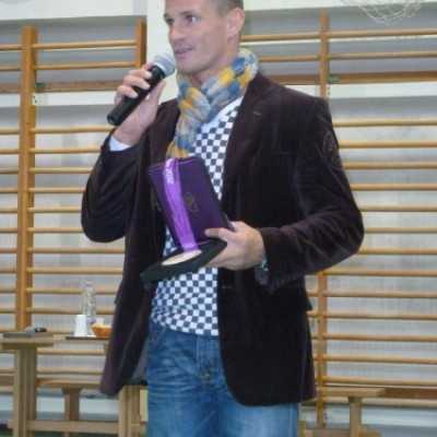 A Medgyessy Ferenc Gimnázium jótékonysággal egybekötött diák önkormányzati napja - adó, 1%, alapítvány, támogatás