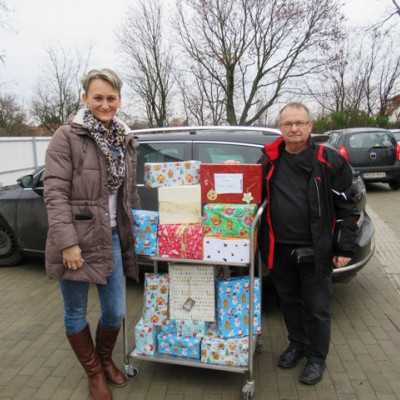 Érkeznek a „cipősdoboznyi szeretet” ajándékai és a csokoládék 2019 december - alapítvány, adó 1%, támogatás