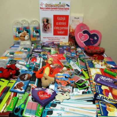 Érkeznek a „cipősdoboznyi szeretet” ajándékai és a csokoládék 2019 december - alapítvány, adó 1%, támogatás