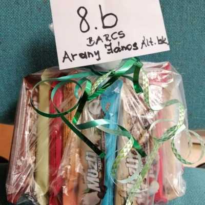 Érkeznek a „cipősdoboznyi szeretet” ajándékai és a csokoládék - alapítvány, adó 1%, támogatás