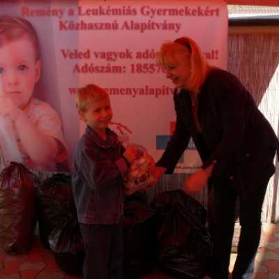 Az újrahasznosítható műanyag kupakok gyűjtésével segítheted te is, Patrik gyógyulását! - adó, 1%, alapítvány, támogatás