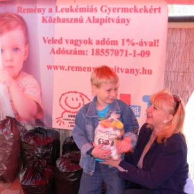 Az újrahasznosítható műanyag kupakok gyűjtésével segítheted te is, Patrik gyógyulását! - adó, 1%, alapítvány, támogatás