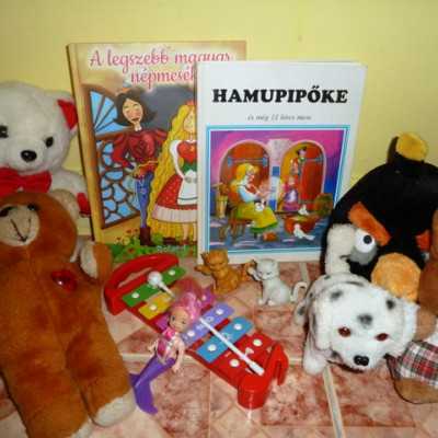 Érkeznek a „cipősdoboznyi szeretet” ajándékai és a csokoládék 2016 - alapítvány, adó 1%, támogatás