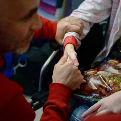 Beteg gyermekeket látogatott meg a Loki - fotók! - adó, 1%, alapítvány, támogatás