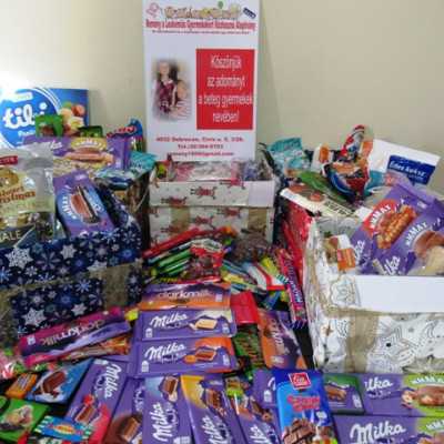 Érkeznek a „cipősdoboznyi szeretet” ajándékai és a csokoládék 2019 december - alapítvány, adó 1%, támogatás