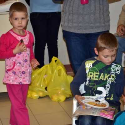 Cibere Meseszínház elõadása a leukémiás és daganatos beteg gyermekeknek - adó, 1%, alapítvány, támogatás