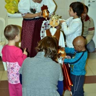 Cibere Meseszínház elõadása a leukémiás és daganatos beteg gyermekeknek - adó, 1%, alapítvány, támogatás