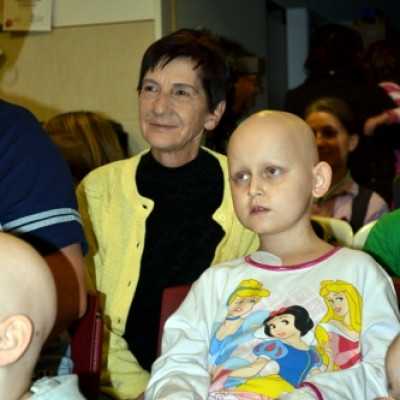 Cibere Meseszínház elõadása a leukémiás és daganatos beteg gyermekeknek - adó, 1%, alapítvány, támogatás