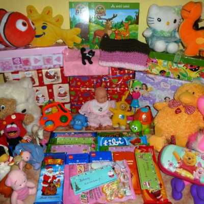 Érkeznek a „cipősdoboznyi szeretet” ajándékai és a csokoládék 2016 - alapítvány, adó 1%, támogatás