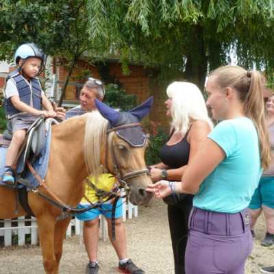 Családi nap Sasvári Sándornál - alapítvány, adó 1%, támogatás
