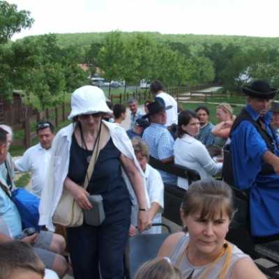 Családok kirándulása a Lázár Lovasparkba - adó, 1%, alapítvány, támogatás