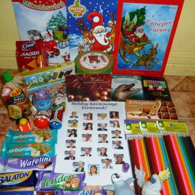 Érkeznek a „cipősdoboznyi szeretet” ajándékai és a csokoládék 2016 - alapítvány, adó 1%, támogatás