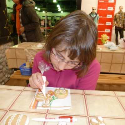 Csokoládét gyűjtünk mézeskalács díszítéssel egybekötve a Debreceni Fórumban! - adó, 1%, alapítvány, támogatás