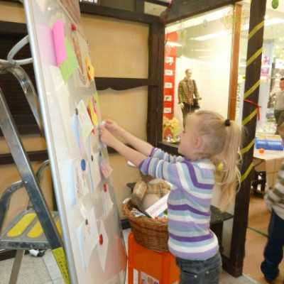 Csokoládét gyűjtünk mézeskalács díszítéssel egybekötve a Debreceni Fórumban! - adó, 1%, alapítvány, támogatás