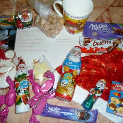 Érkeznek a „cipősdoboznyi szeretet” ajándékai és a csokoládék 2016 - alapítvány, adó 1%, támogatás