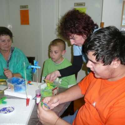 DE OEC Gyermekklinikán 2010. november 09-én tartott kézművesfoglalkozás - adó, 1%, alapítvány, támogatás