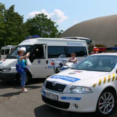 Debrecenben és Miskolcon kezelt gyermekek kirándulása a budapesti Gyermeknapra - adó, 1%, alapítvány, támogatás