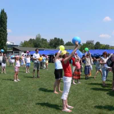 Debrecenben és Miskolcon kezelt gyermekek kirándulása a budapesti Gyermeknapra - adó, 1%, alapítvány, támogatás