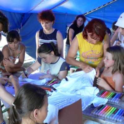 Debrecenben és Miskolcon kezelt gyermekek kirándulása a budapesti Gyermeknapra - adó, 1%, alapítvány, támogatás