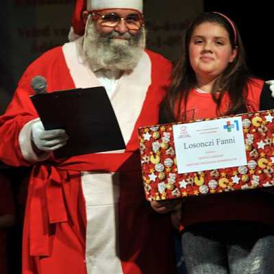 Decemberi ajándékozási ünnepség 2015 - adó, 1%, alapítvány, támogatás