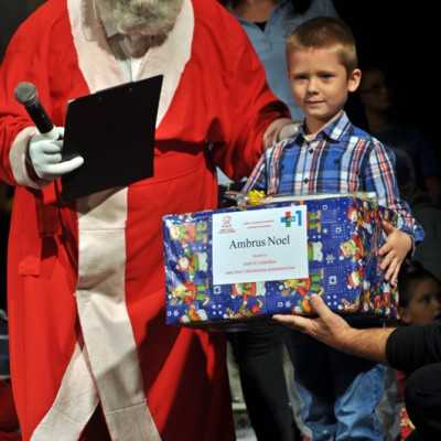 Decemberi ajándékozási ünnepség 2015 - adó, 1%, alapítvány, támogatás