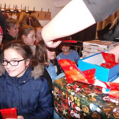 Decemberi ajándékozási ünnepség 2015 - adó, 1%, alapítvány, támogatás