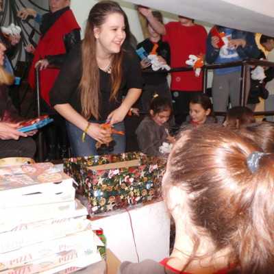 Decemberi ajándékozási ünnepség 2015 - adó, 1%, alapítvány, támogatás