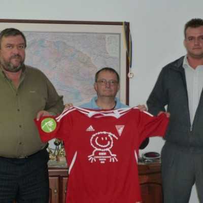 DVSC-TEVA mezek jótékonysági sorsolása és átadása! - adó, 1%, alapítvány, támogatás