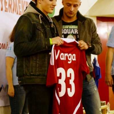 DVSC-TEVA mezek jótékonysági sorsolása és átadása! - adó, 1%, alapítvány, támogatás