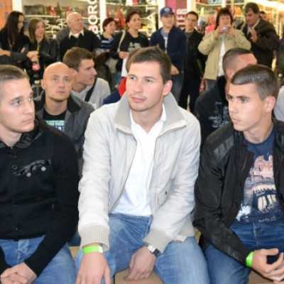 DVSC-TEVA mezek jótékonysági sorsolása és átadása! - adó, 1%, alapítvány, támogatás