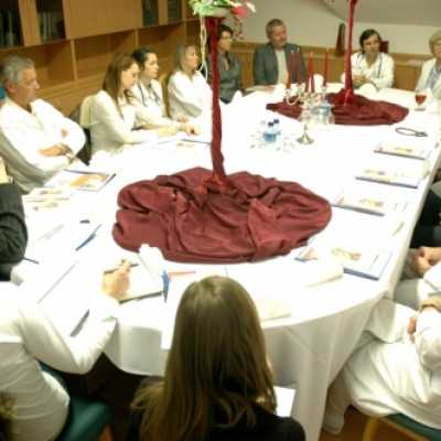 Easy View 8 csatornás mobil EEG átadása a DE OEC Gyermekgyógyszati Intézetének - adó, 1%, alapítvány, támogatás